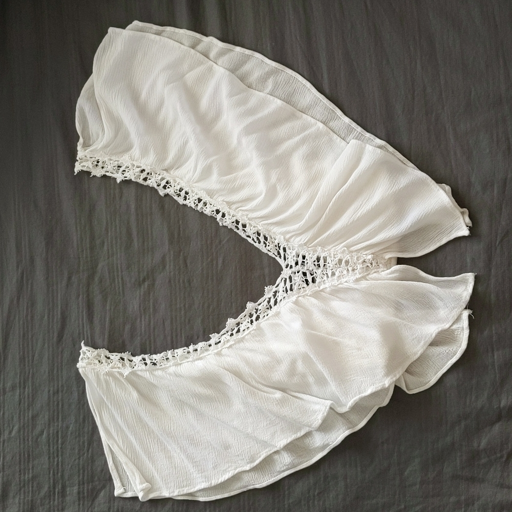 Lulu's White Saturday In The Park Crop Top - Picture 4 of 6
